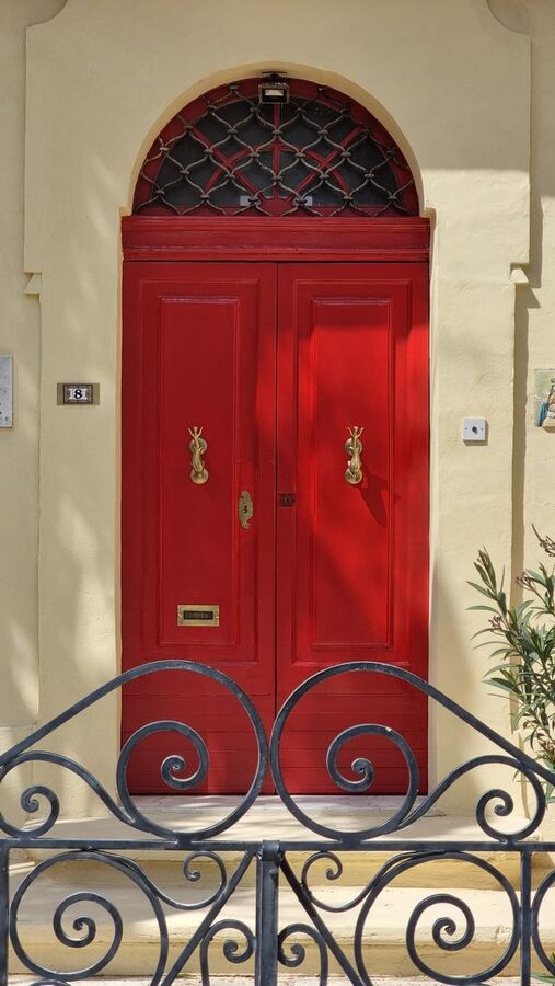 406 · 2025 · Porte